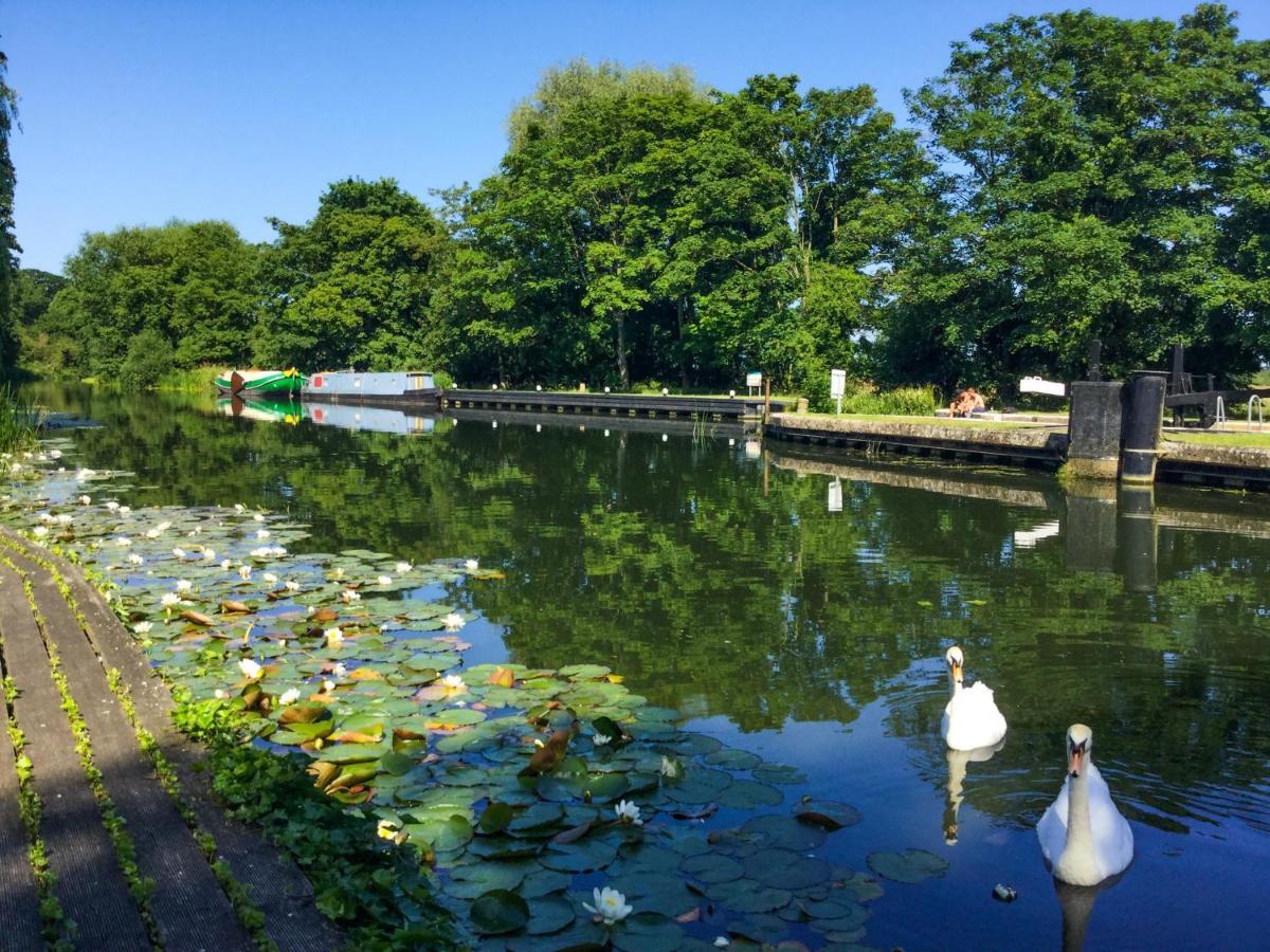 River Nene Cottages Water Newton Eksteriør billede